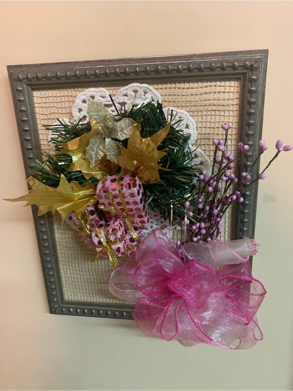 Decorative Holiday Wall Accent with Pink Bow and Gold Leaves. Inv 573